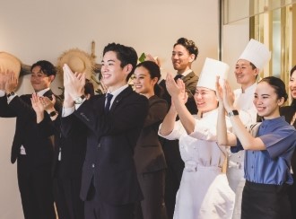 ノバレーゼ　館内スタッフ②